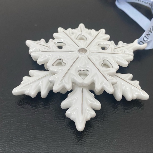Retired 2015 PANDORA Snowflake Holiday Christmas Ornament - Picture 5 of 12